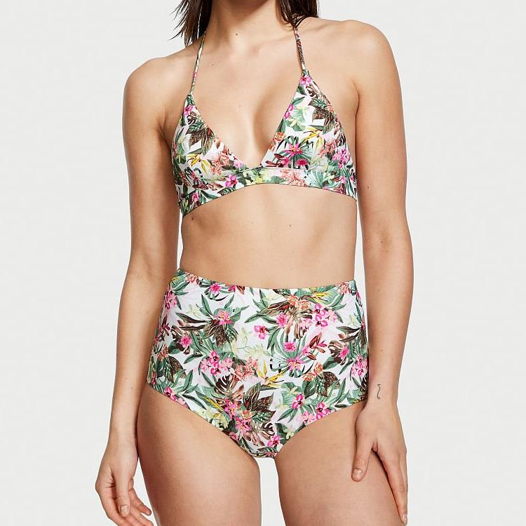 An Exhaustive Guide to Beach Attire