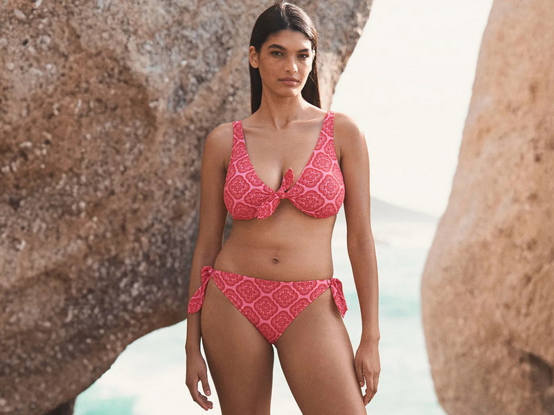 Flattering Bikinis For Busty Women