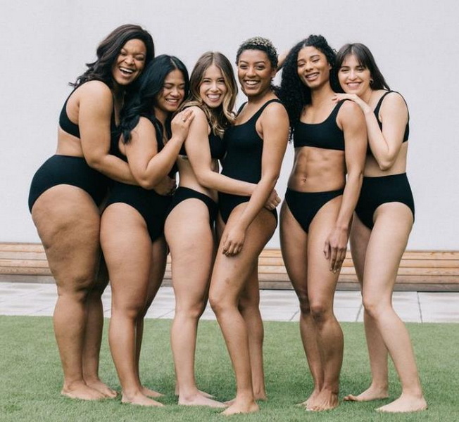 Do Men Love Women in Bikinis No Matter What Size 1
