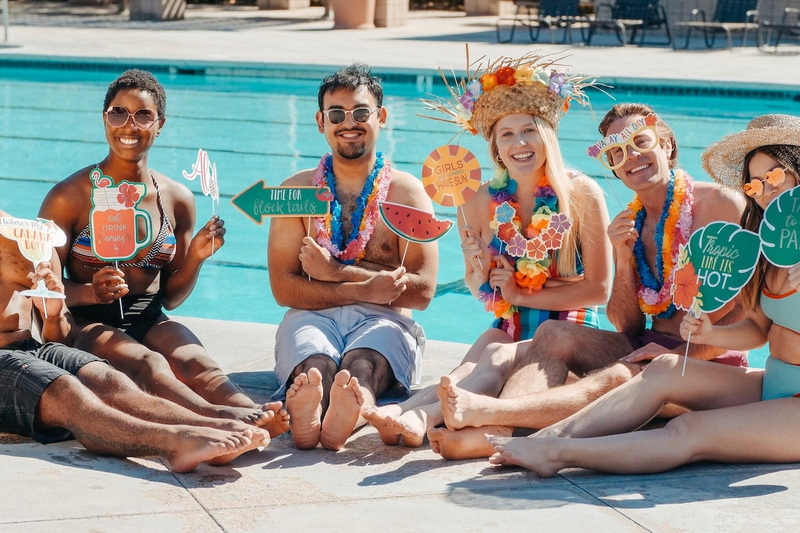How to Choose the Perfect Funny Male Swimwear for a Pool Party