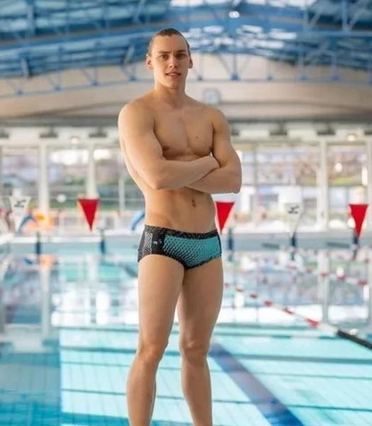Tight Bikini Men