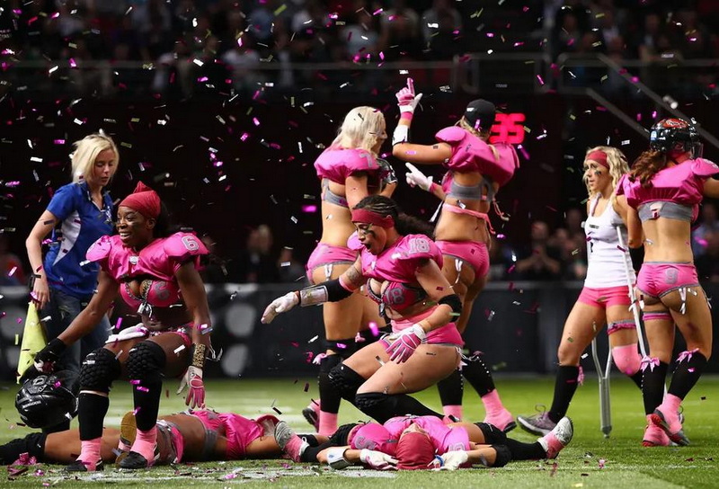 How Much Money Does Women's Bikini Football Player Make 1