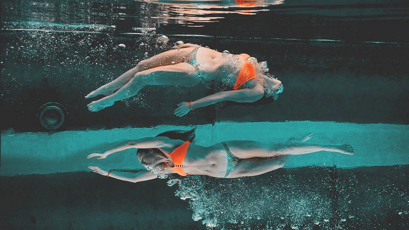 How to Avoid Common Mistakes When Buying a Female Swimmer's Swimsuit