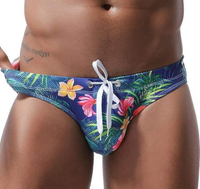 //iprorwxhjpqklq5p.ldycdn.com/cloud/llBprKqklrSRiliiipooko/What-Fabric-Is-Best-For-Men-s-Bikini-Swimsuits.jpg
