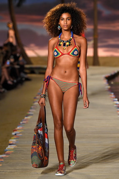 Choose the Perfect Swimwear