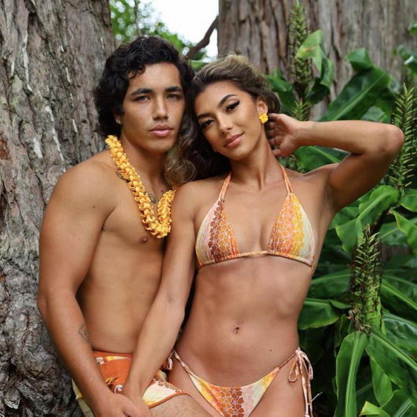 Do Women Really Walk Around in Bikinis in Hawaii