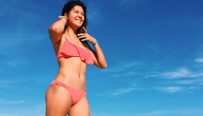 Why Do Women Post Bikini Pics 2