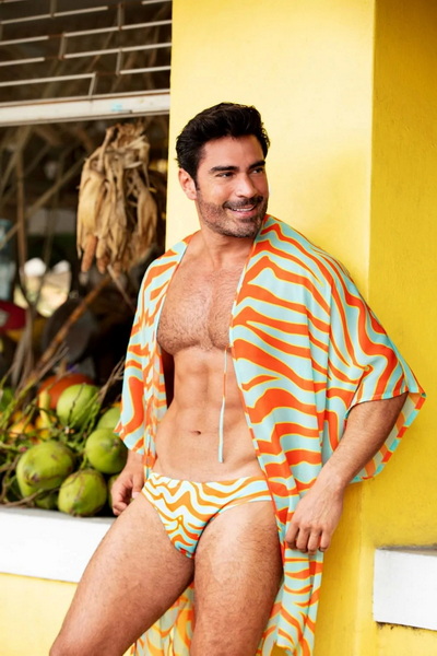 the Best Colors and Cuts in Swimwear for Gay Men