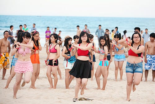Why Bikinis Are Popular for Beachwear