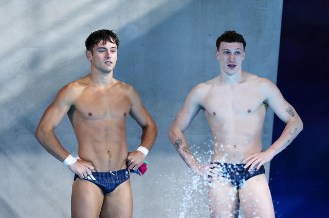 Male Olympic Swimmers Wear