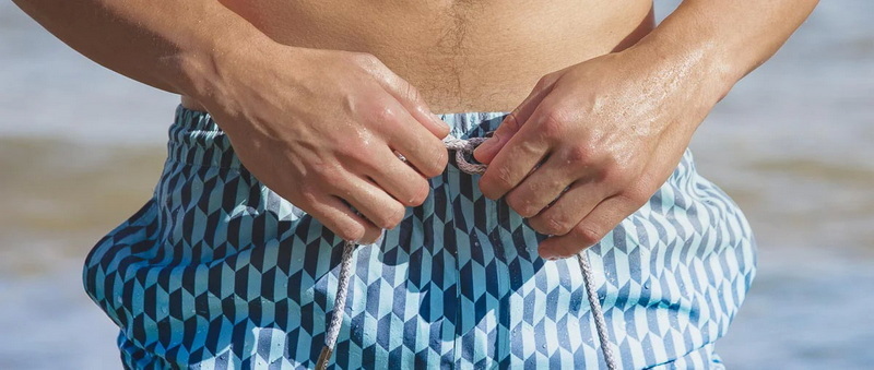 Are Blue Men&rsquo;s Swimwear Styles Trending Right Now