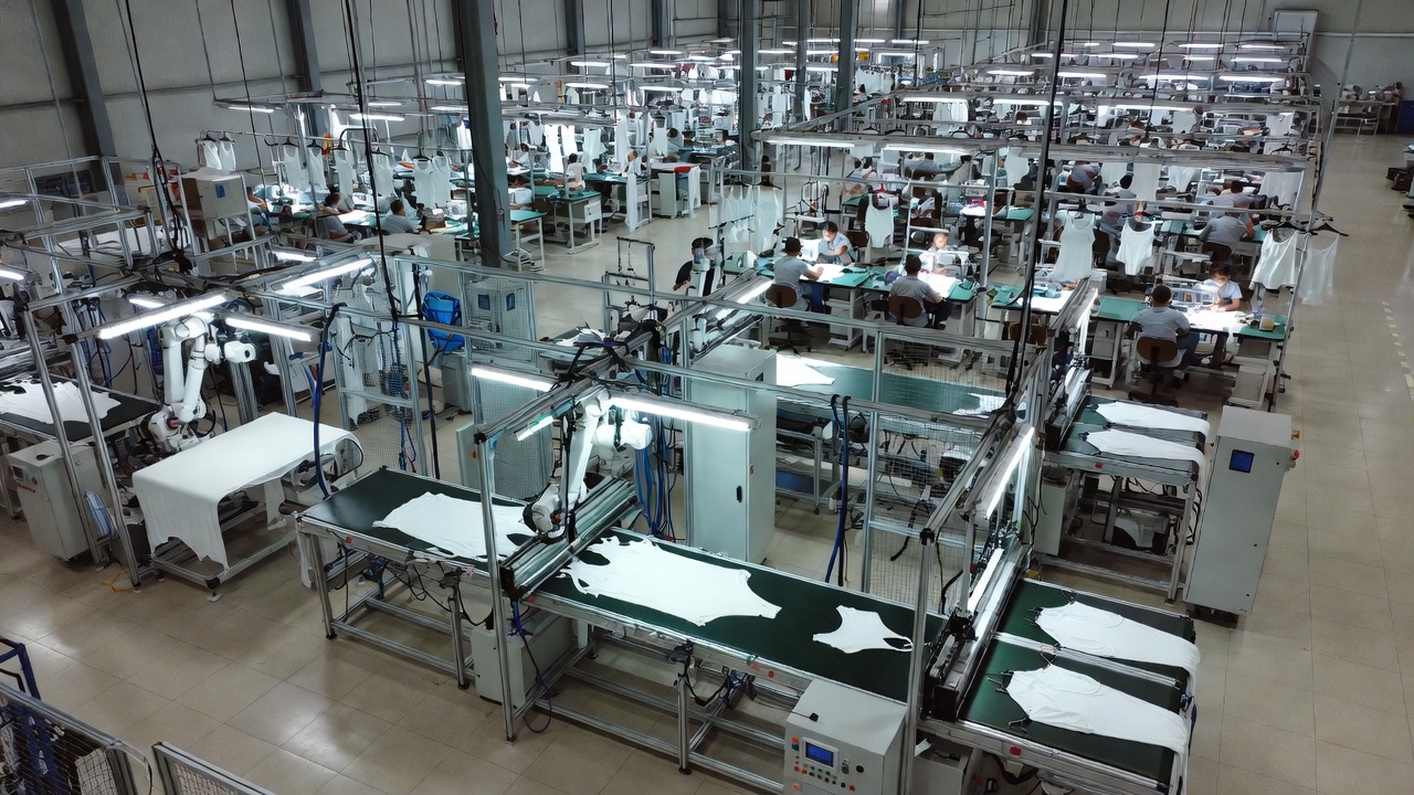 Yongting Factory Floor Automated Cutting.jpg