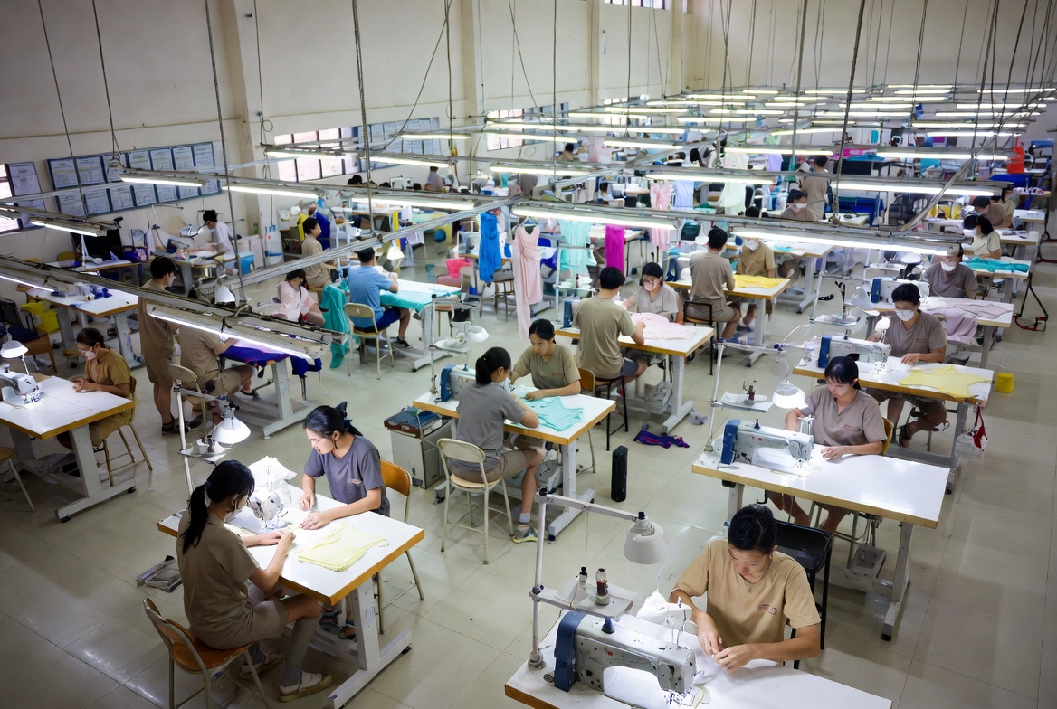 Yongting Swimwear Factory Production Line